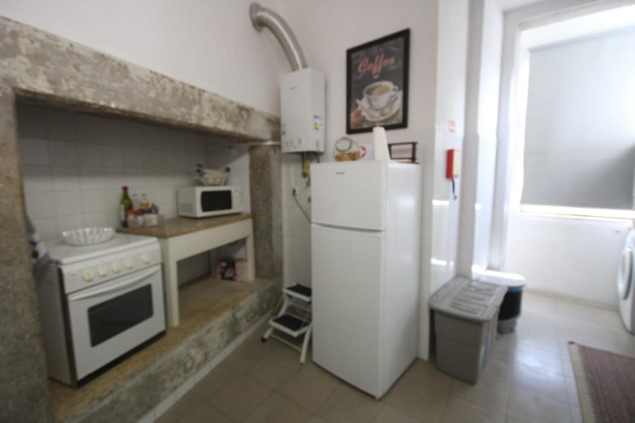 Romantic Chiado 7 -Private Small Single Room With No Outside Window Lisbon Exterior photo