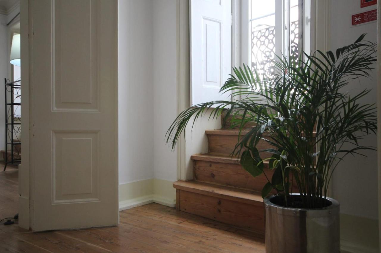 Romantic Chiado 7 -Private Small Single Room With No Outside Window Lisbon Exterior photo